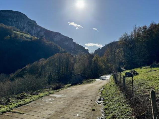 Casa en venta en Miera, Cantabria