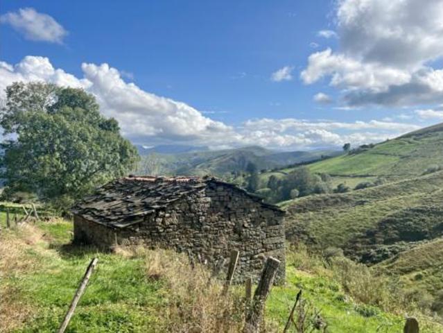 Casa en venta en Miera, Cantabria