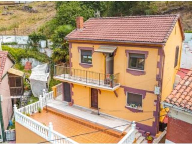 Casa en venta en Mieres, Asturias