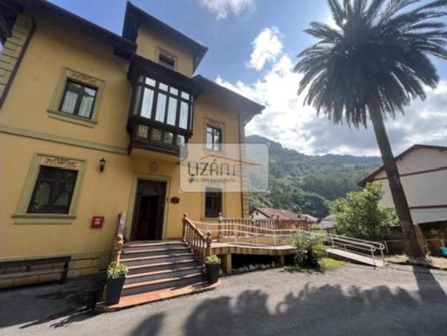 Casa en venta en Santa Marina, Mieres