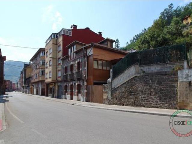 Casa en venta en Mieres, Asturias