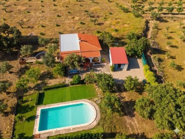 Casa en venta en Casas De Millán, Extremadura