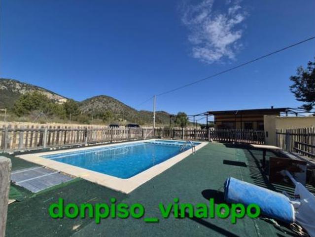 Casa en venta en Chinorlet, el Vinalopó Mitjà / El Vinalopó Medio