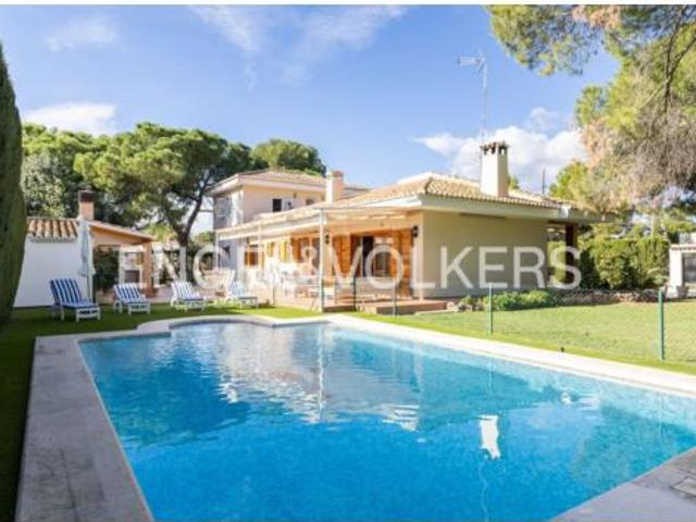 Casa en venta en San Isidro de Benagéber, Moncada