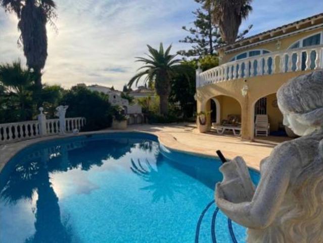Casa en venta en Teulada, Urbanització La Cometa