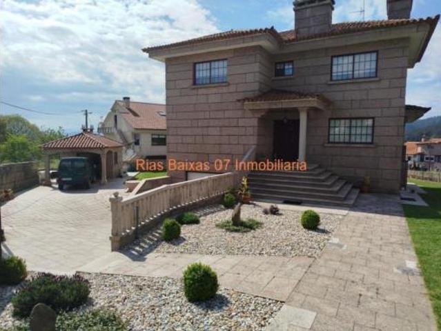 Casa en venta en Mos, Vigo