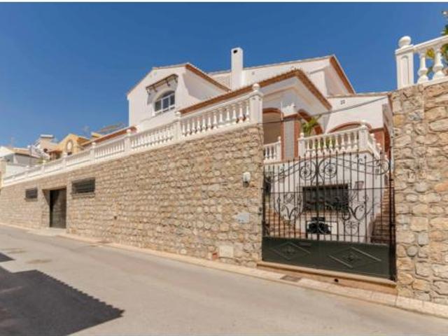 Casa en venta en Motril