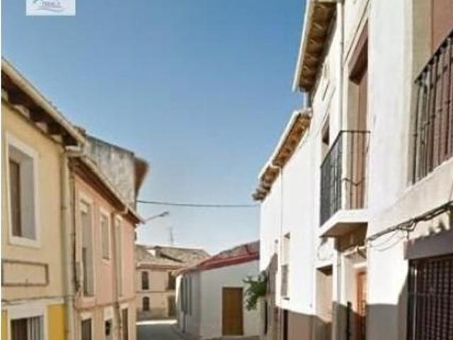 Casa en venta en Mucientes, Castilla y León