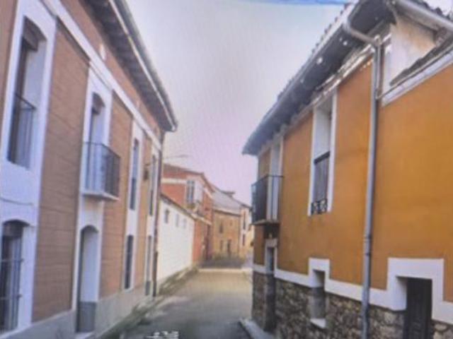 Casa en venta en Mucientes, Castilla y León