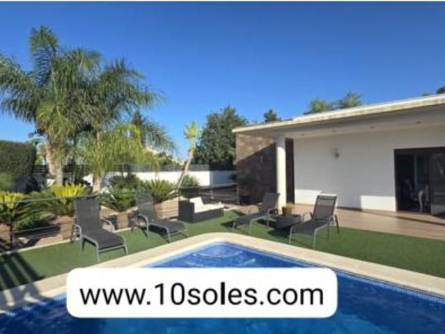 Casa en venta en El Raal, Área Metropolitana de Murcia