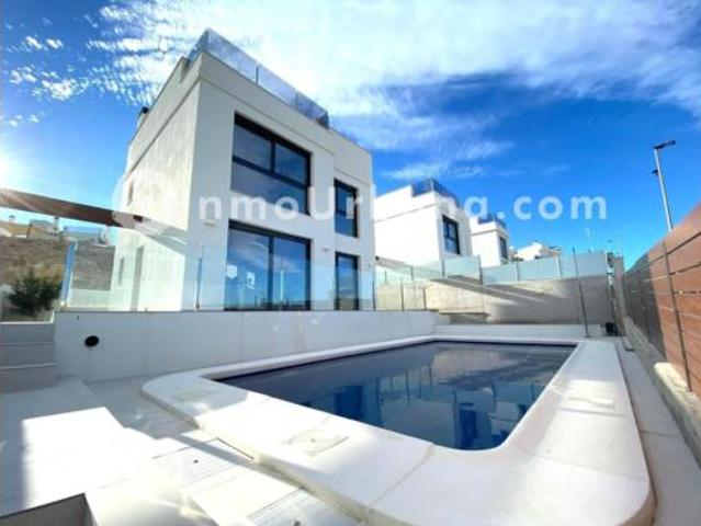 Chalet en venta en Bonalba, l'Alacantí