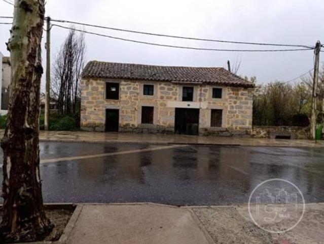 Casa en venta en Muñogalindo, Castilla y León