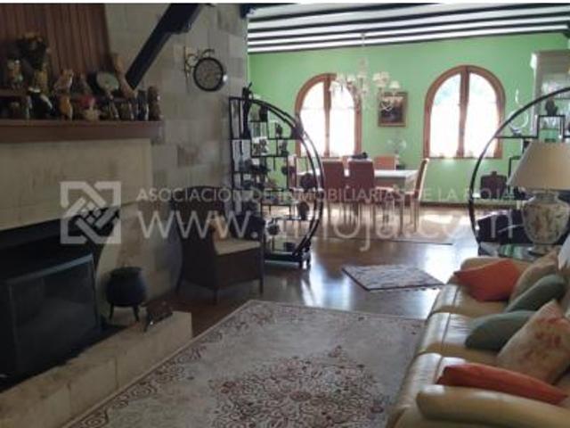 Casa en venta en Nalda, La Rioja