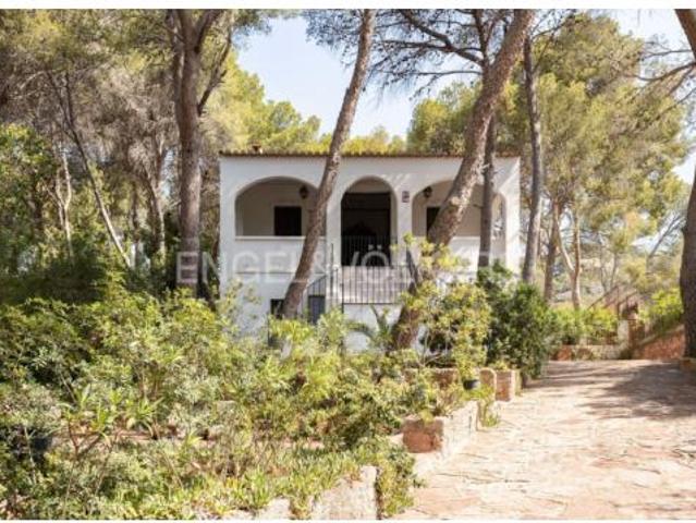 Casa en venta en el Camp de Túria, Valencia