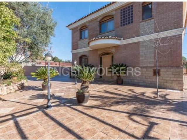 Casa en venta en el Camp de Túria, Valencia