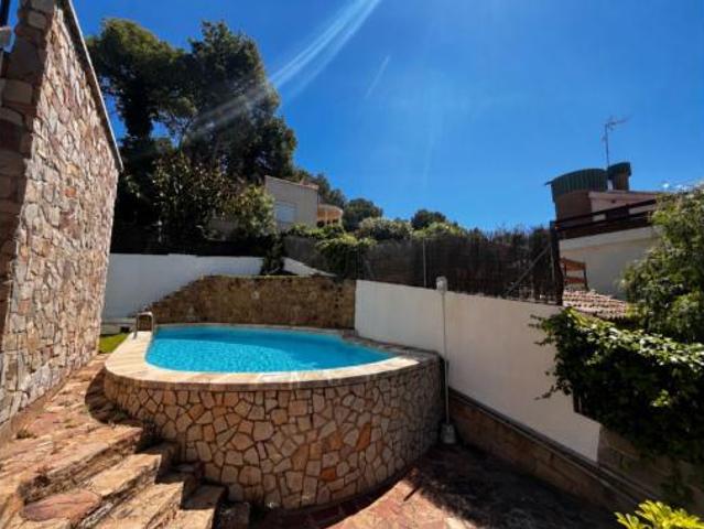 Casa en venta en el Camp de Túria, Valencia