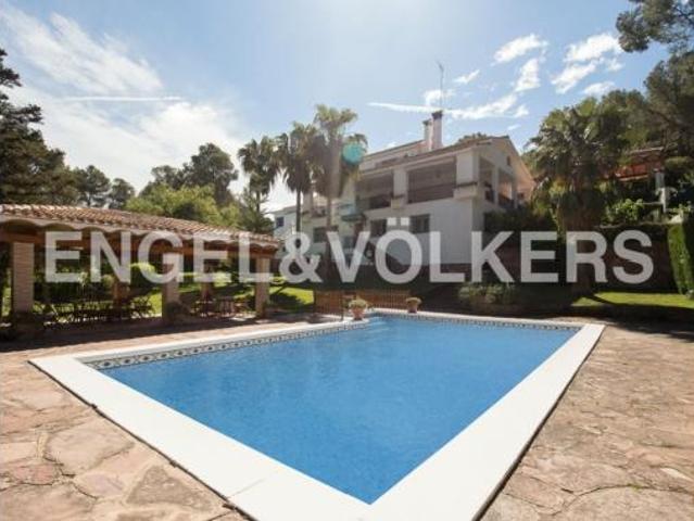 Casa en venta en Urbanització El Peucal, el Camp de Túria