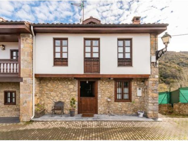 Casa en venta en Nava, Asturias