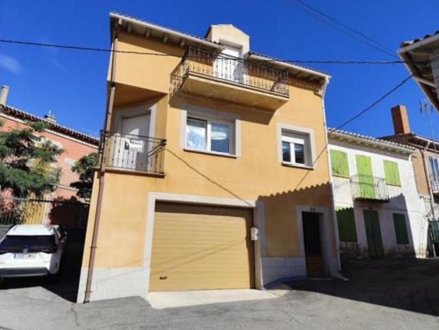 Casa en venta en Navalperal De Pinares, Castilla y León