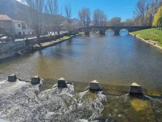 Casa en venta en Navaluenga, Castilla y León
