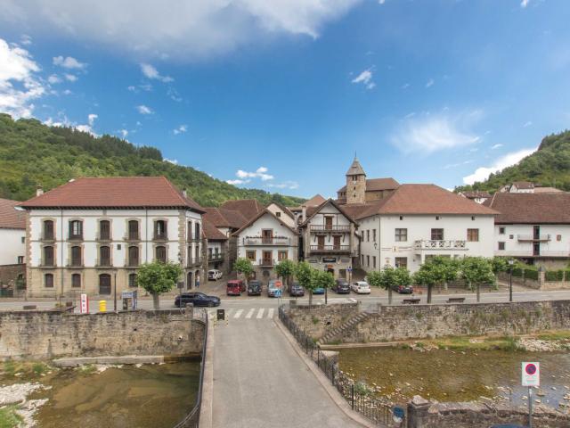 Casa en venta en Pirinioak, Navarra