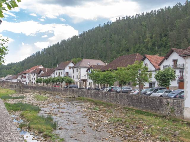 Casa en venta en Pirinioak, Navarra