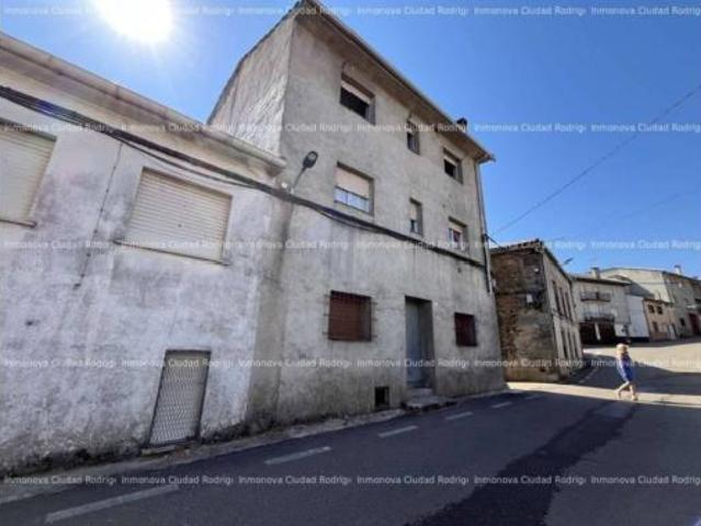 Casa en venta en Navasfrías, Castilla y León