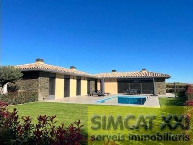 Casa en venta en Alt Empordà, Catalunya