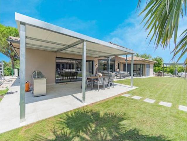 Casa en venta en Alt Empordà, Catalunya