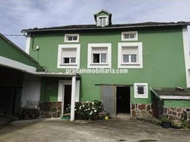 Casa en venta en Navia, Asturias