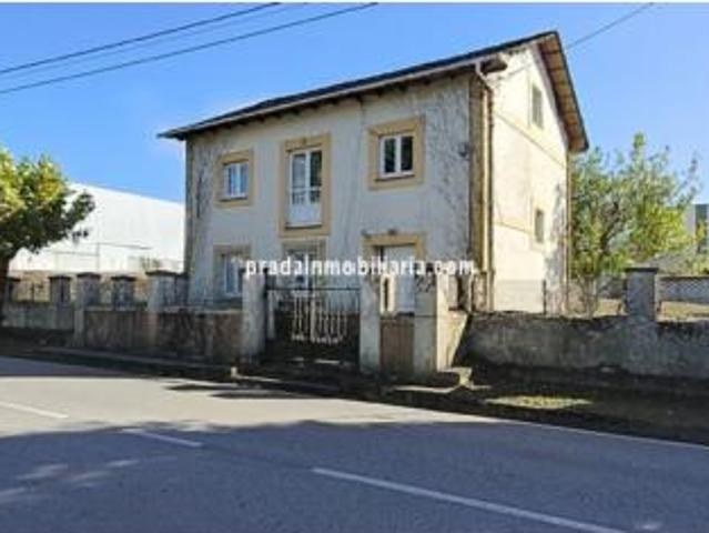 Casa en venta en Navia, Asturias