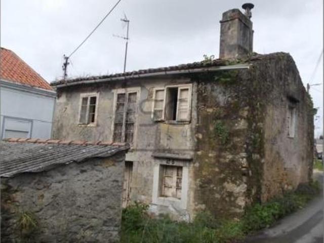 Casa en venta en Santa María de Neda, Ferrol