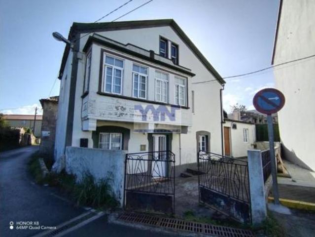 Casa en venta en Neda, Ferrol