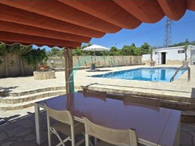Casa en venta en La Axarquía, Andalucía