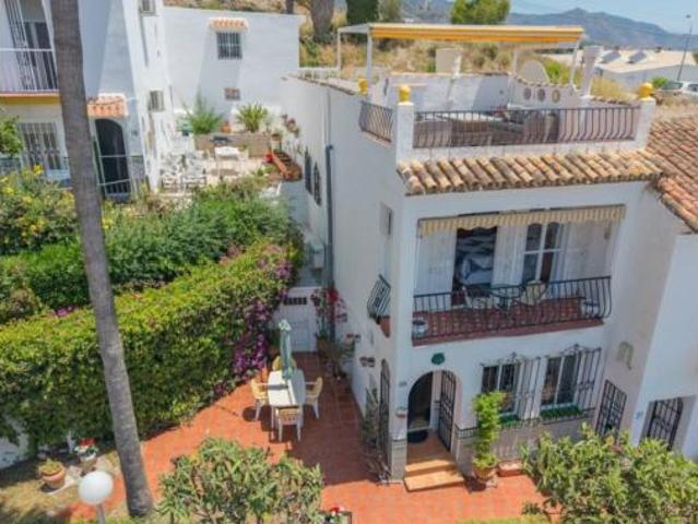 Casa en venta en Maro, La Axarquía