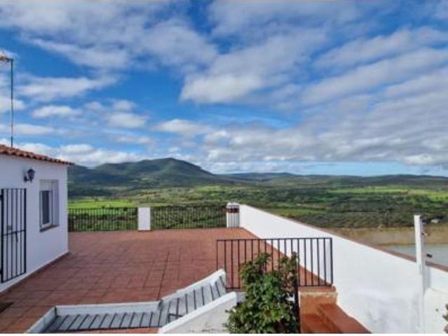 Casa en venta en Nogales, Badajoz