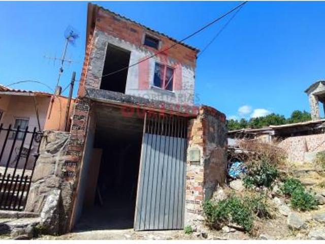 Casa en venta en Nogueira De Ramuín