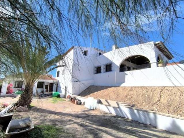 Casa en venta en La Cruz, el Vinalopó Mitjà / El Vinalopó Medio