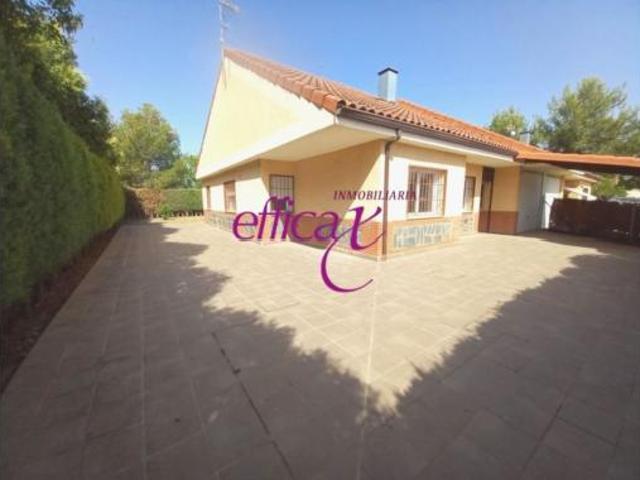 Casa en venta en Novés Casa en venta en Novés