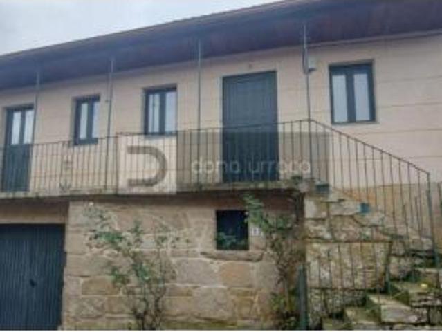 Casa en venta en O Carballiño