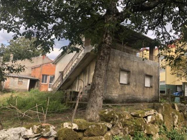 Casa en venta en A Uceira, O Carballiño