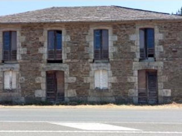 Casa en venta en O Corgo, Lugo