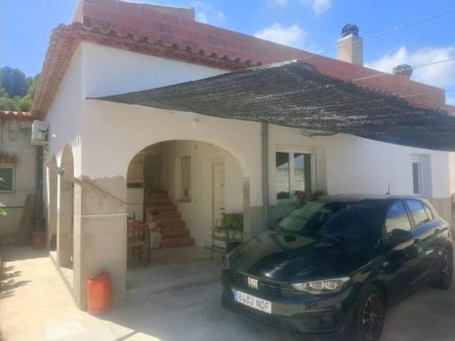 Casa en venta en Oliva, València / Valencia