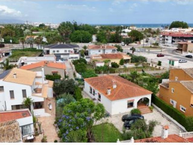 Casa en venta en Urbanització Platja d'Oliva, la Safor