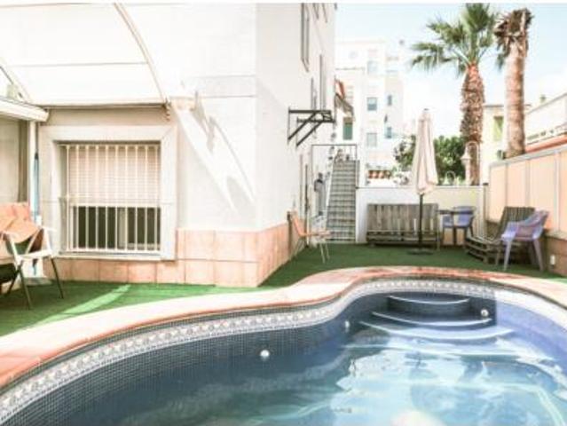 Casa en venta en Platja d'Oliva, Oliva