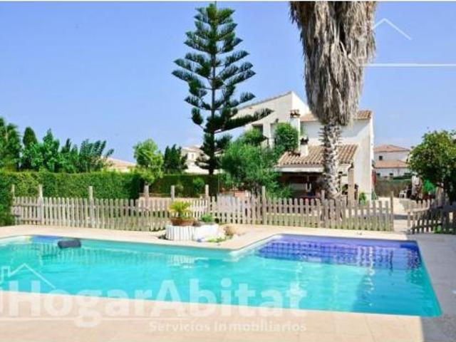 Casa en venta en Urbanització Platja d'Oliva, la Safor