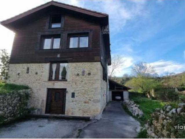 Casa en venta en Onís, Villar