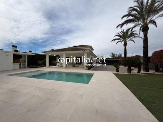 Casa en venta en la Vall d'Albaida, Valencia