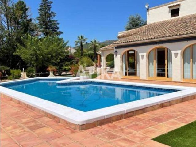 Casa en venta en Ontinyent, Urbanització el Pilar