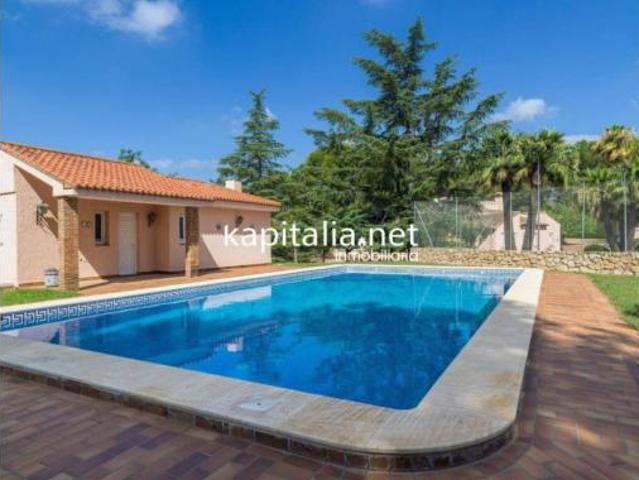 Casa en venta en la Vall d'Albaida, Valencia